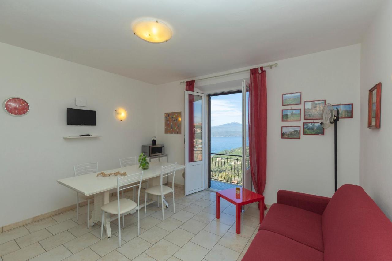 カポリーヴェリResidenza Bellavista - Helloelbaアパートメント エクステリア 写真