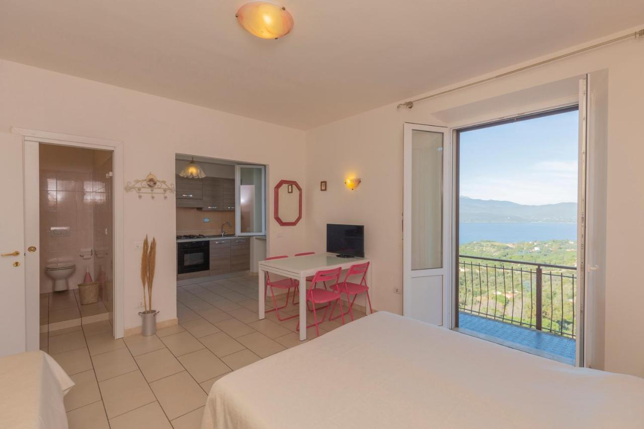 カポリーヴェリResidenza Bellavista - Helloelbaアパートメント エクステリア 写真