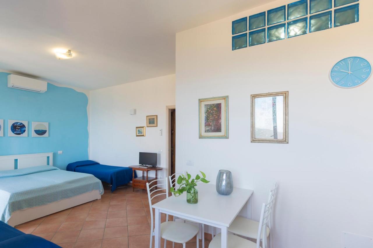 カポリーヴェリResidenza Bellavista - Helloelbaアパートメント エクステリア 写真