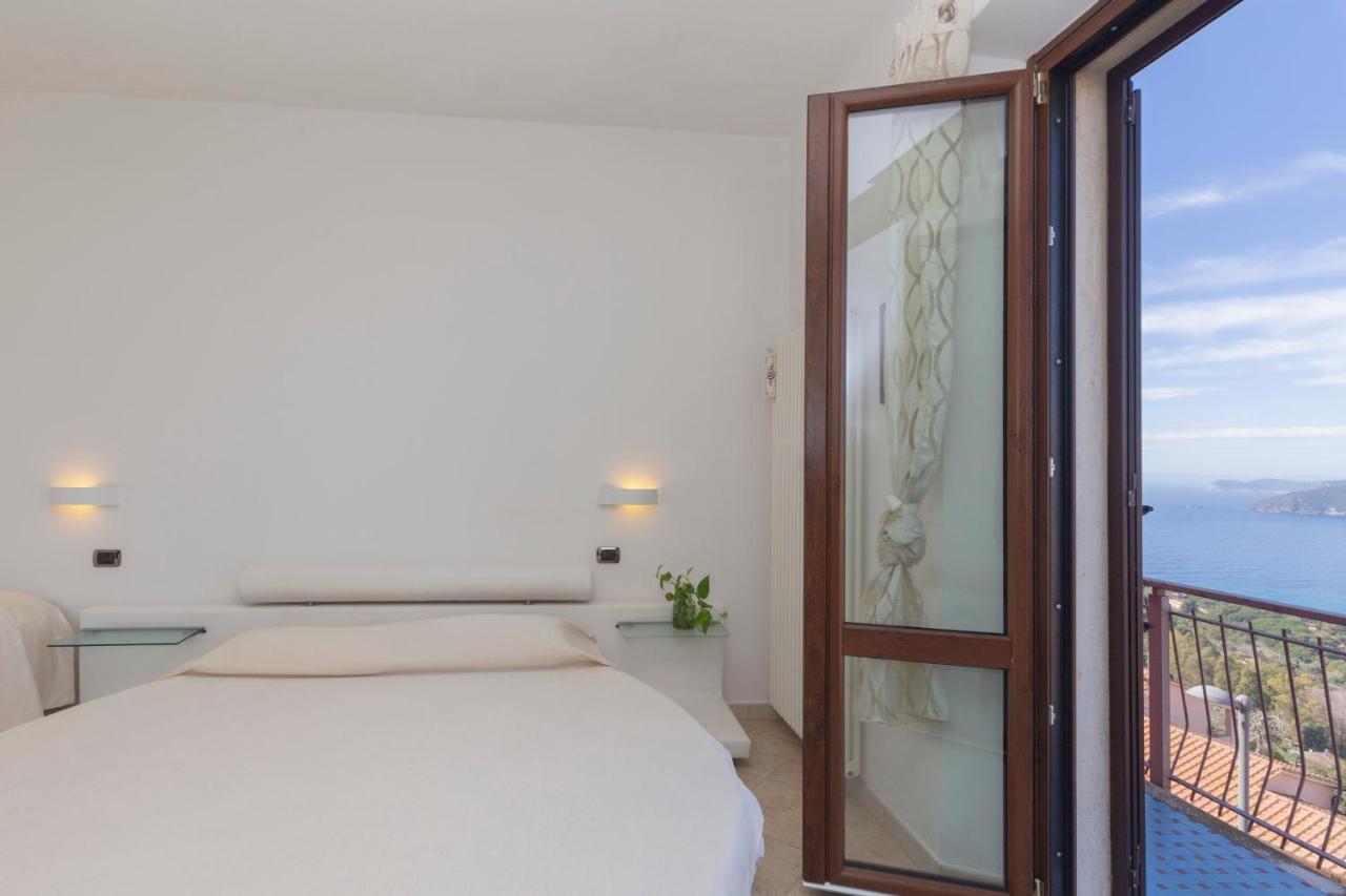 カポリーヴェリResidenza Bellavista - Helloelbaアパートメント エクステリア 写真