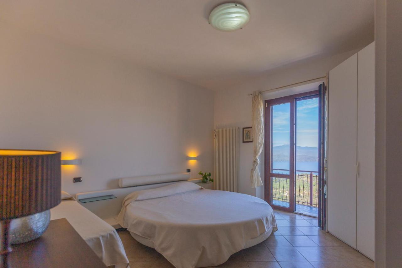 カポリーヴェリResidenza Bellavista - Helloelbaアパートメント エクステリア 写真